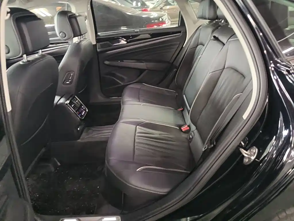 Volkswagen Passat — миниатюра 17