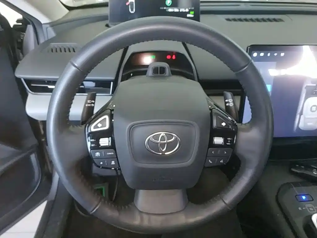 Toyota bZ5 — миниатюра 11