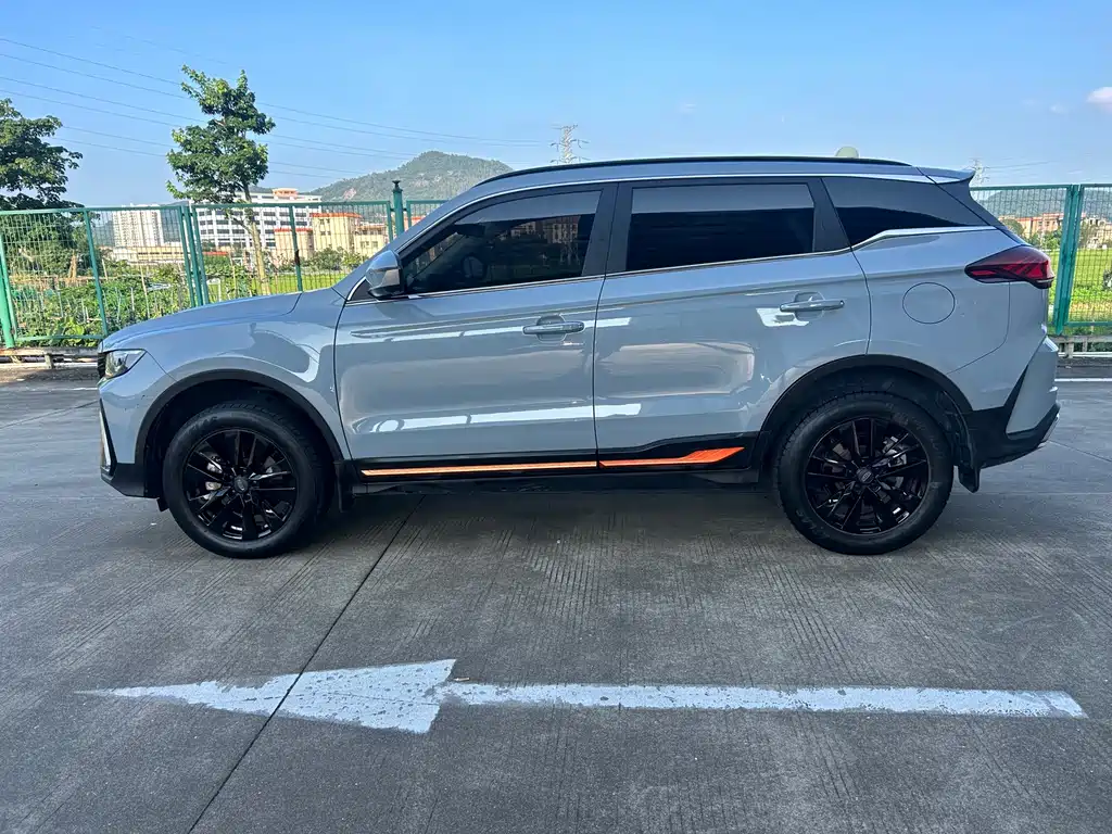 Geely Boyue — миниатюра 4