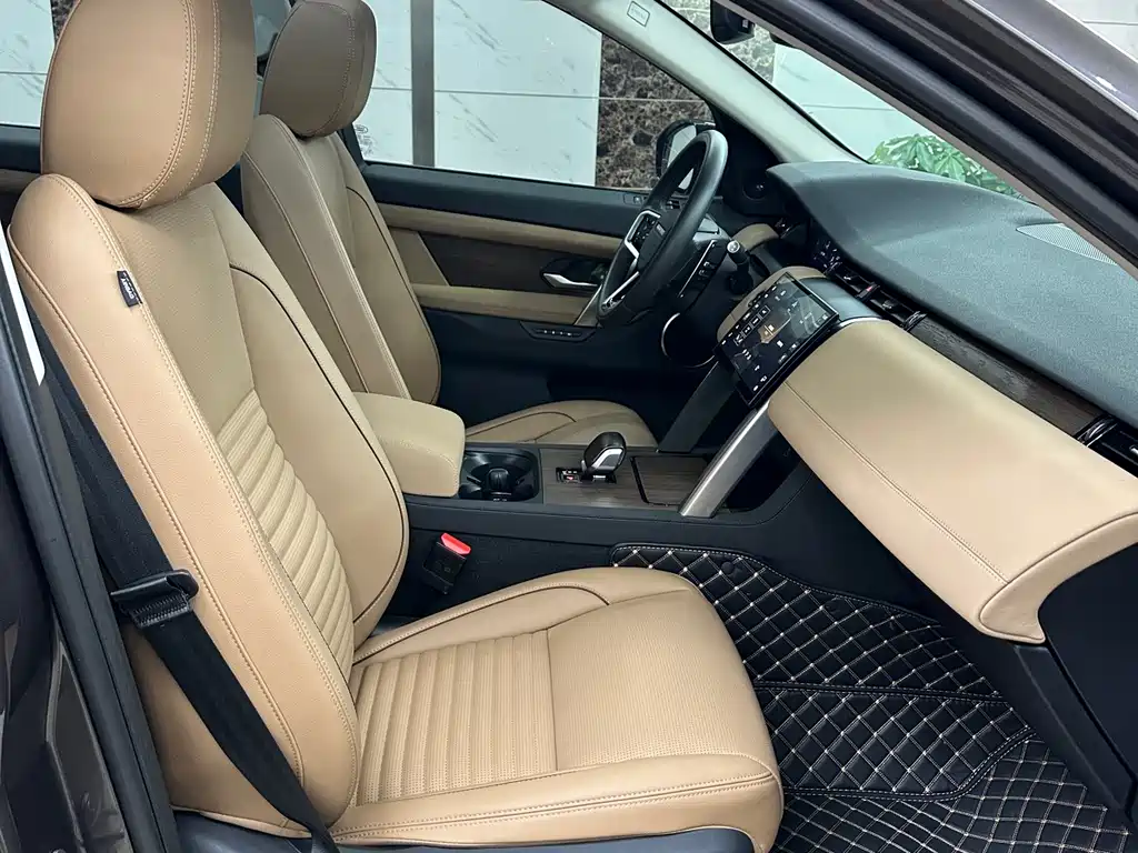 LAND ROVER DISCOVER SPORTS