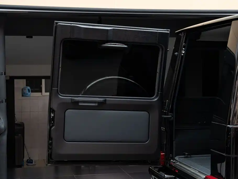 Mercedes-Benz G-Class — миниатюра 19
