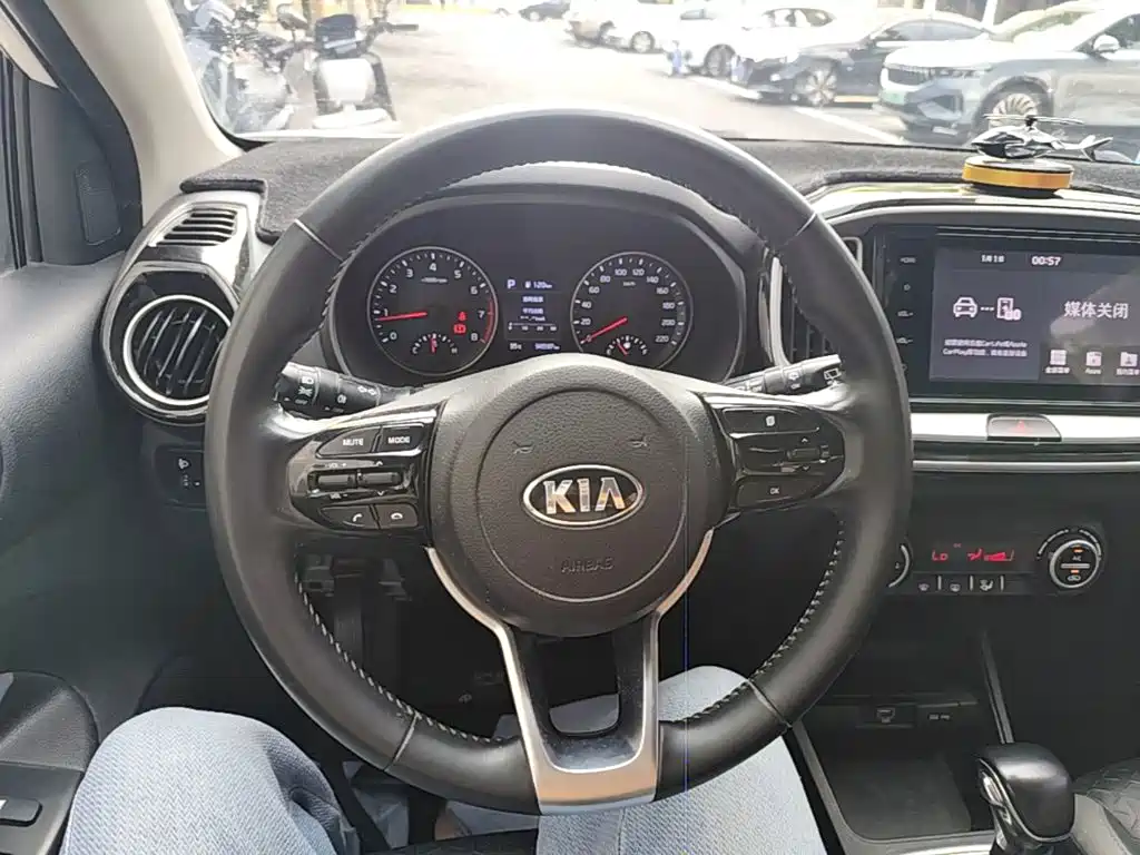 Kia KX1 — миниатюра 11