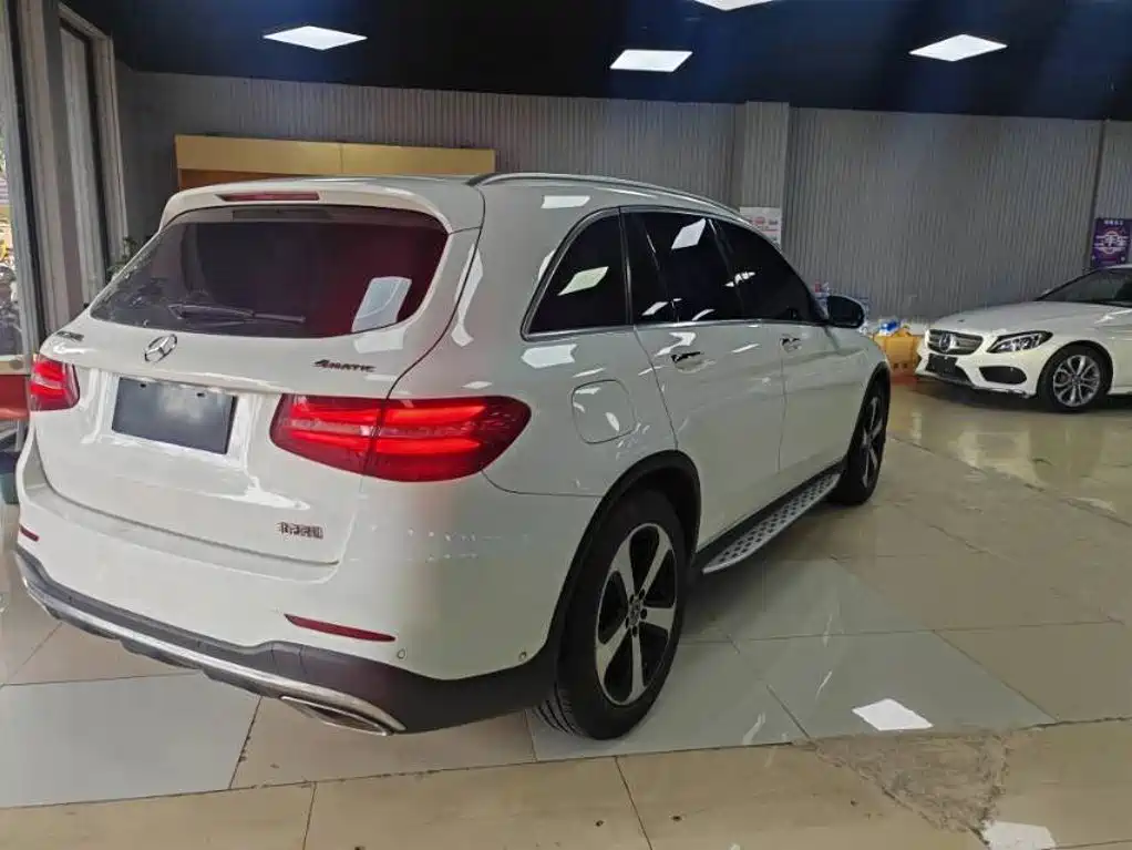 Mercedes-Benz GLC — миниатюра 9