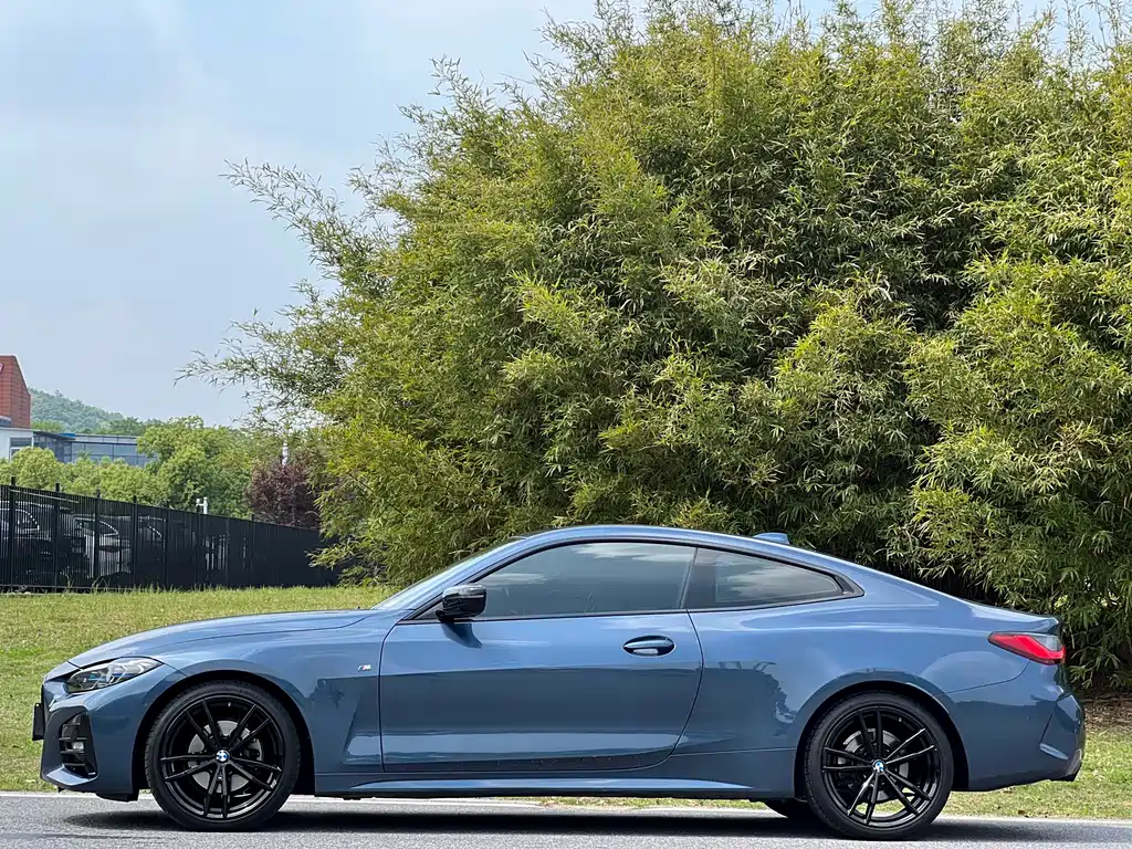 BMW 4 Series 4 2022 425i M Sport
