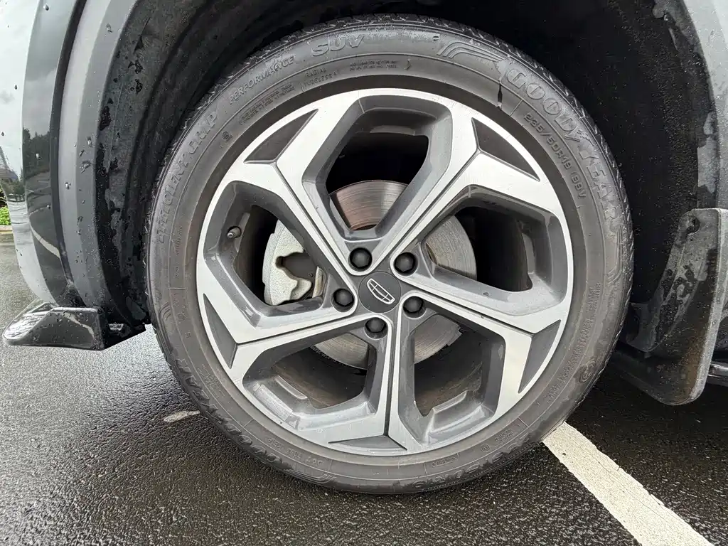 Geely Xingyue L — миниатюра 8