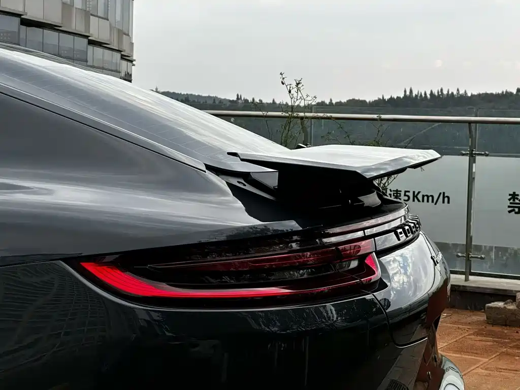 Porsche Panamera — миниатюра 7