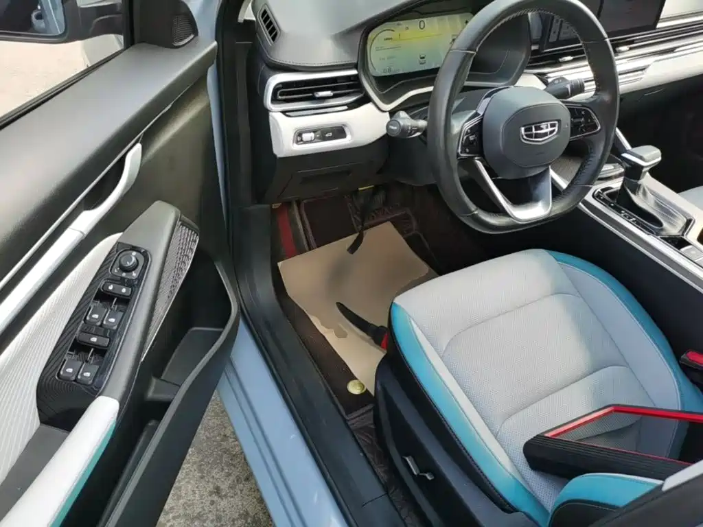 Geely Emgrand — миниатюра 16