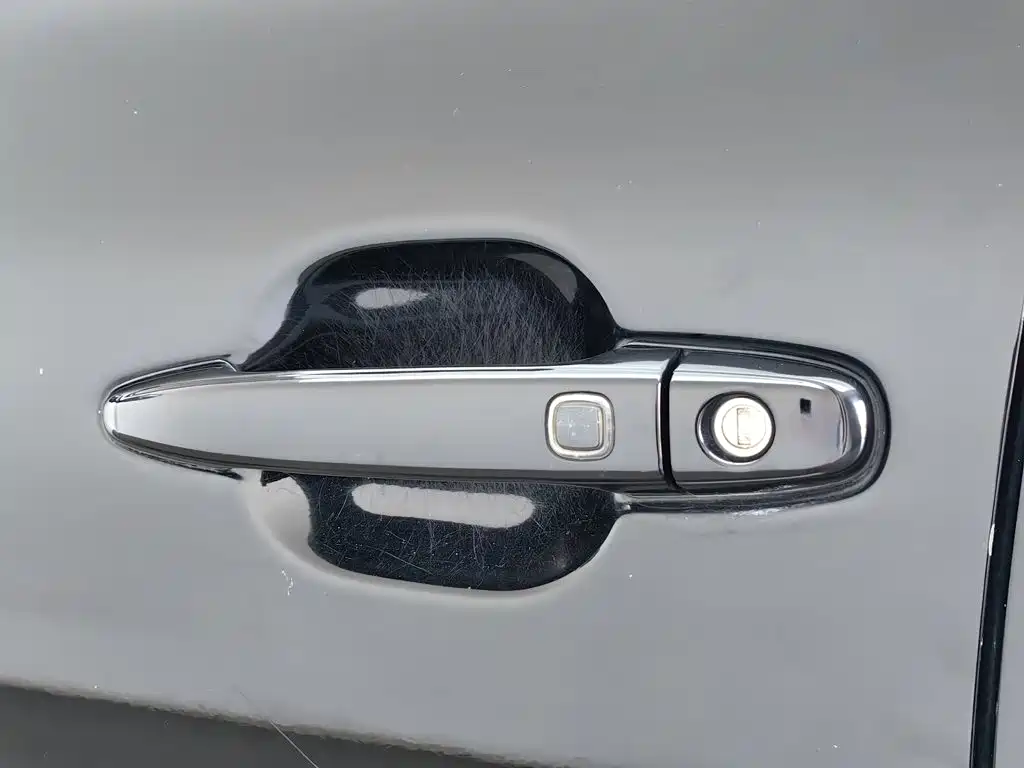 Toyota Highlander — миниатюра 18