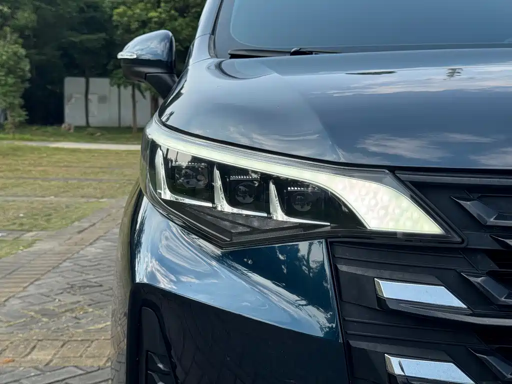 GAC Motor Trumpchi M6 — миниатюра 4