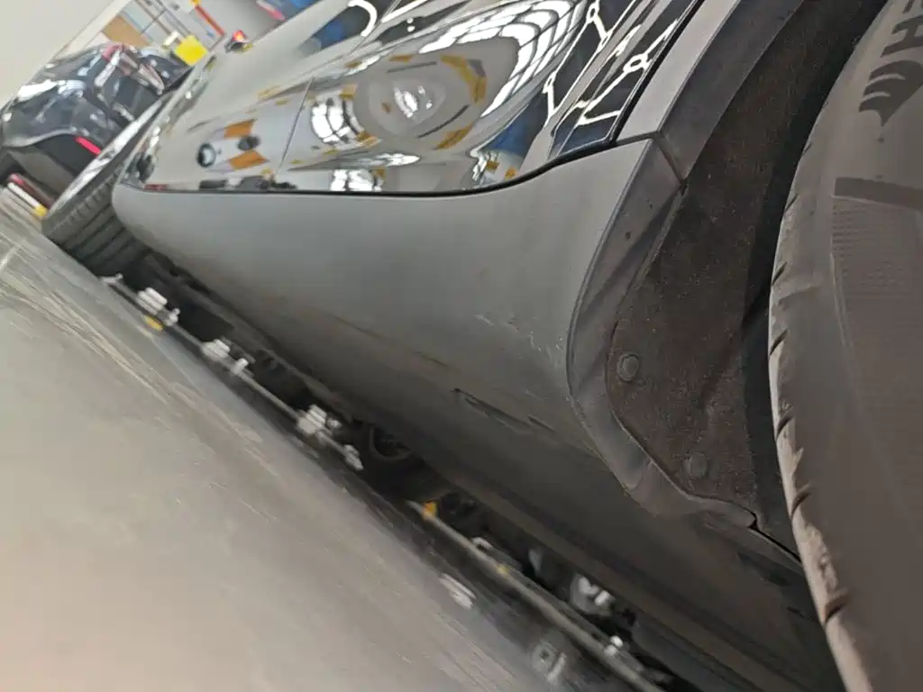 Tesla Model Y — миниатюра 22