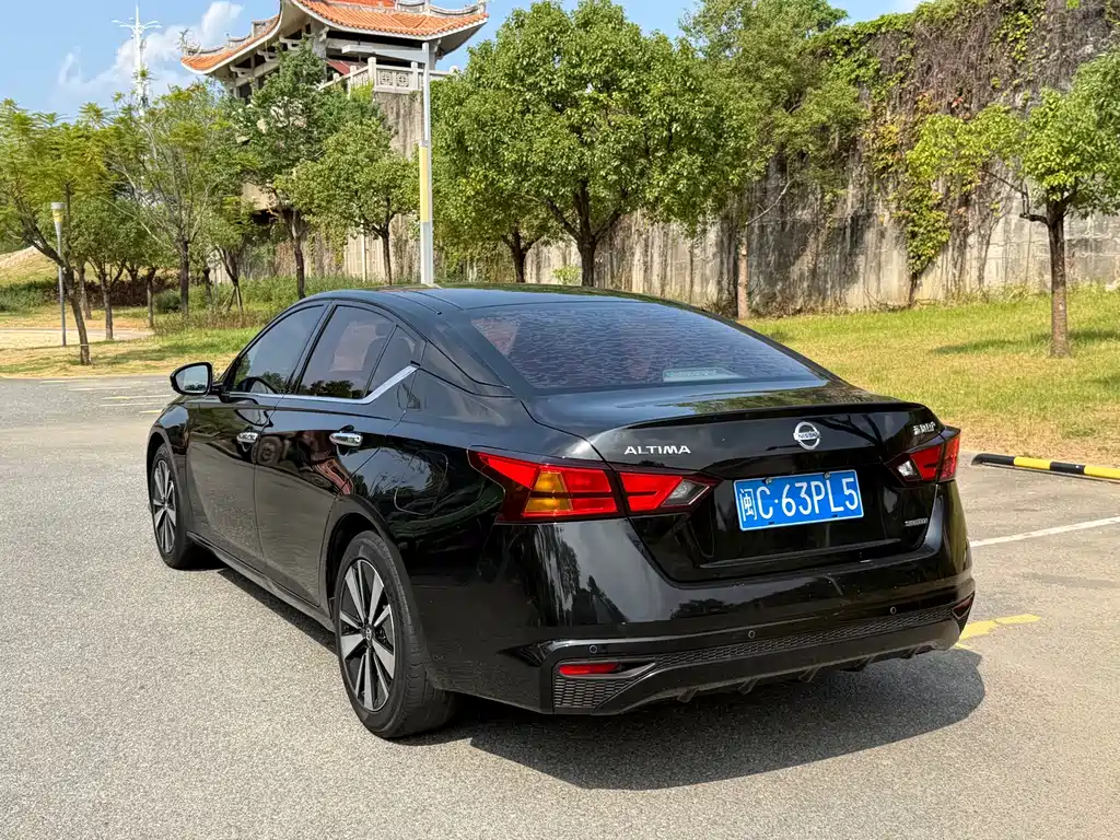 Nissan Teana — миниатюра 4