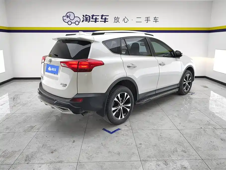 TOYOTA RAV4 RONGFANG