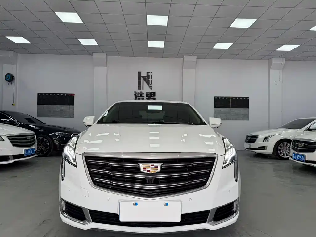 Купить Cadillac XTS