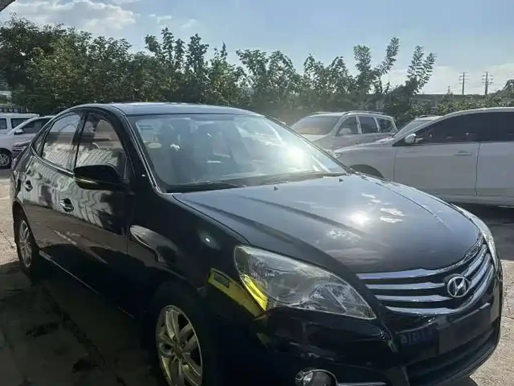 Hyundai Elantra — миниатюра 2