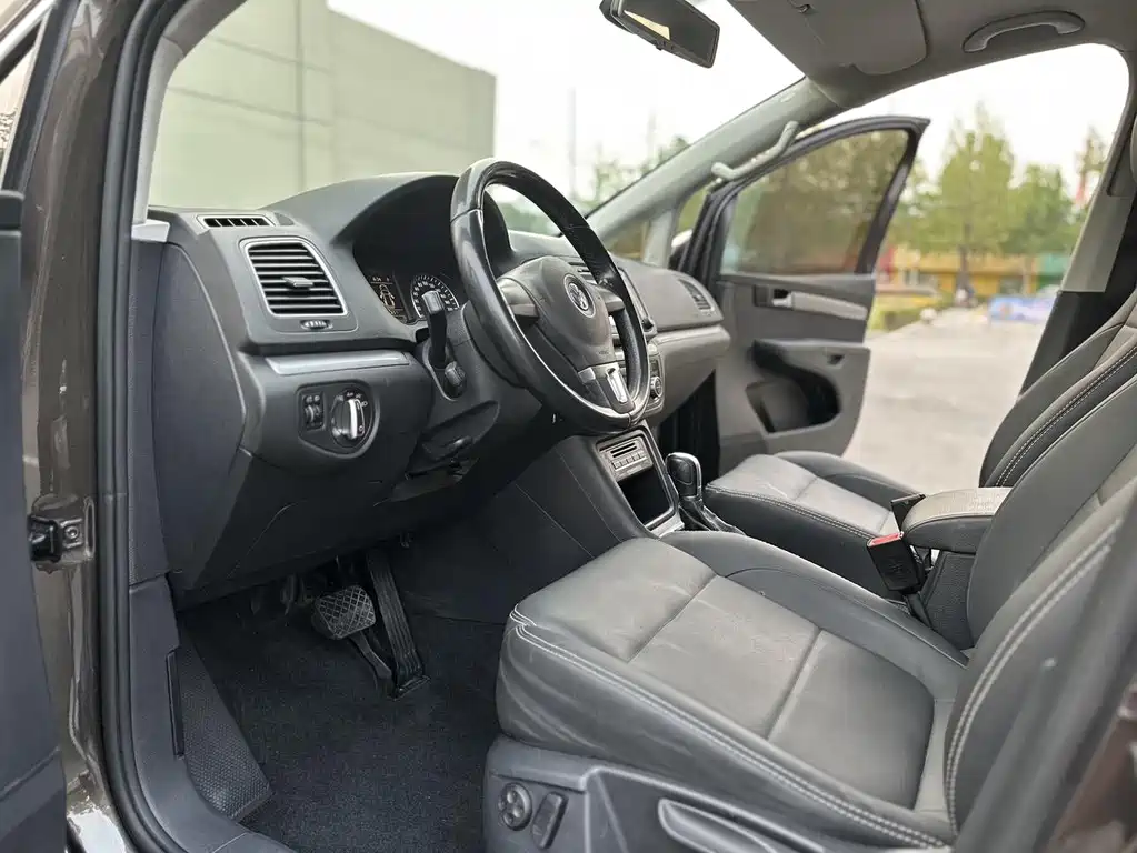 Volkswagen Sharan — миниатюра 9