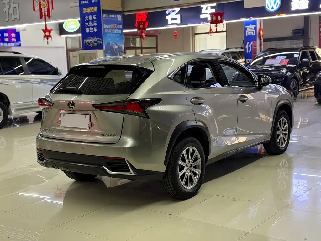 Lexus NX — миниатюра 9