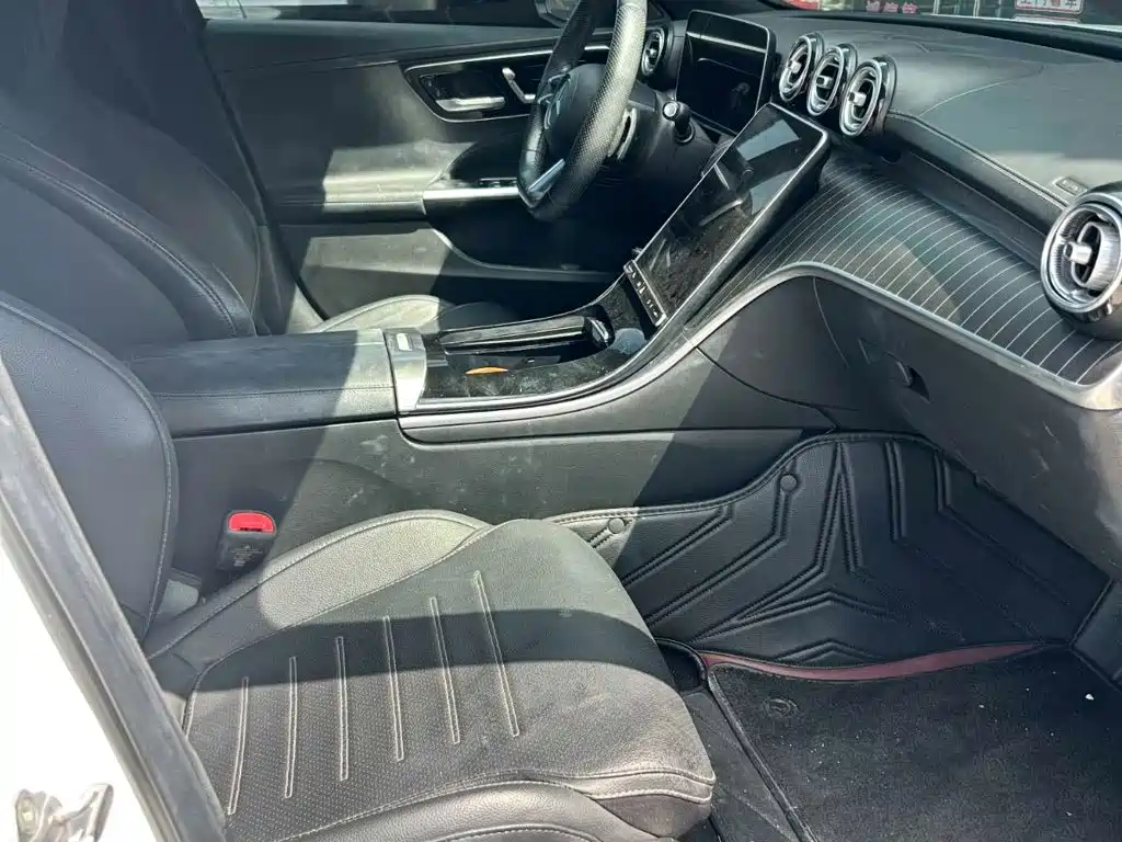 Mercedes-Benz C-Class — миниатюра 8