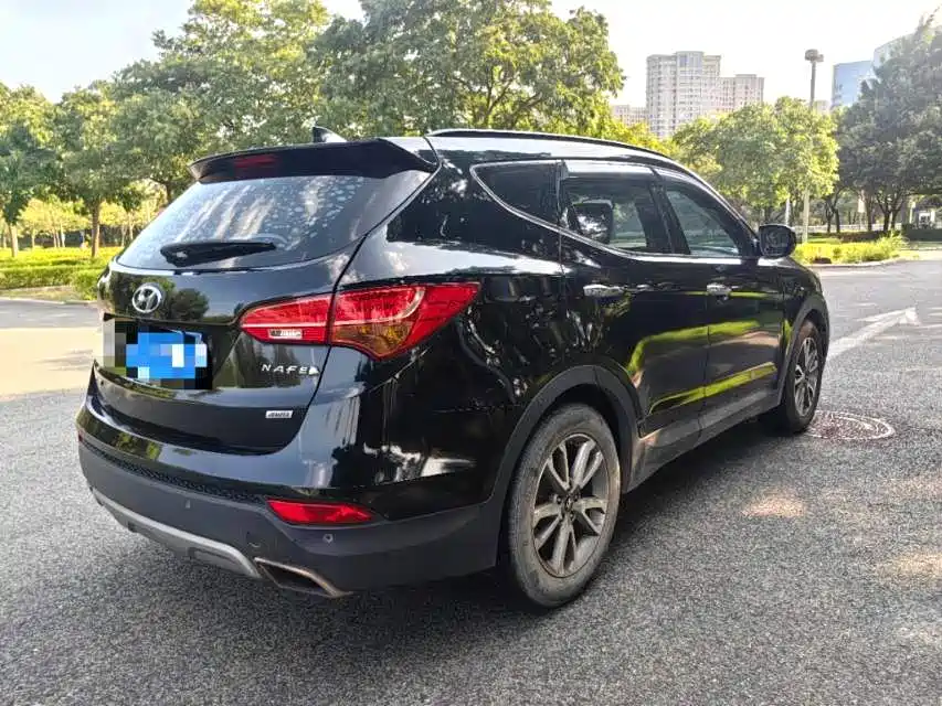 Hyundai Santa Fe — миниатюра 4