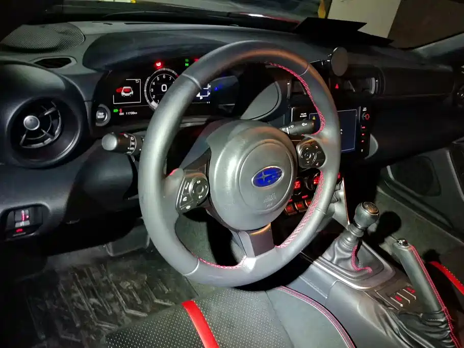 Subaru BRZ — миниатюра 12