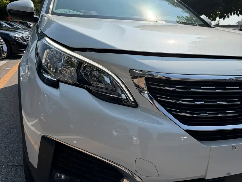 Peugeot 5008 — миниатюра 23