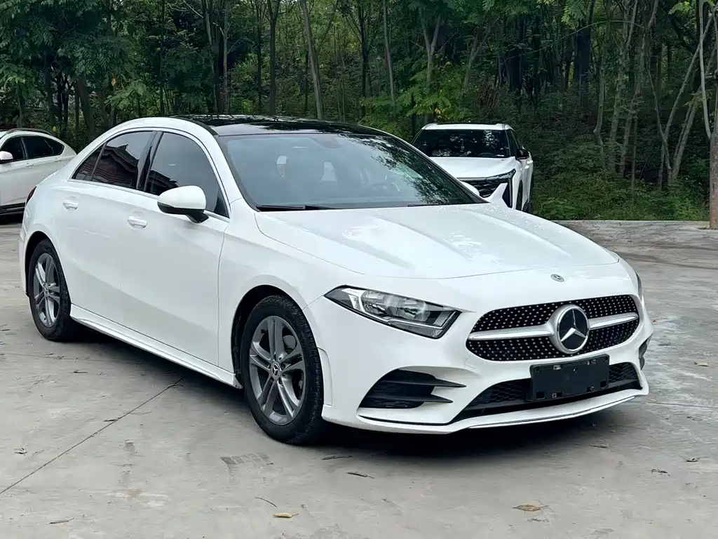 Mercedes-Benz A-Class — миниатюра 3