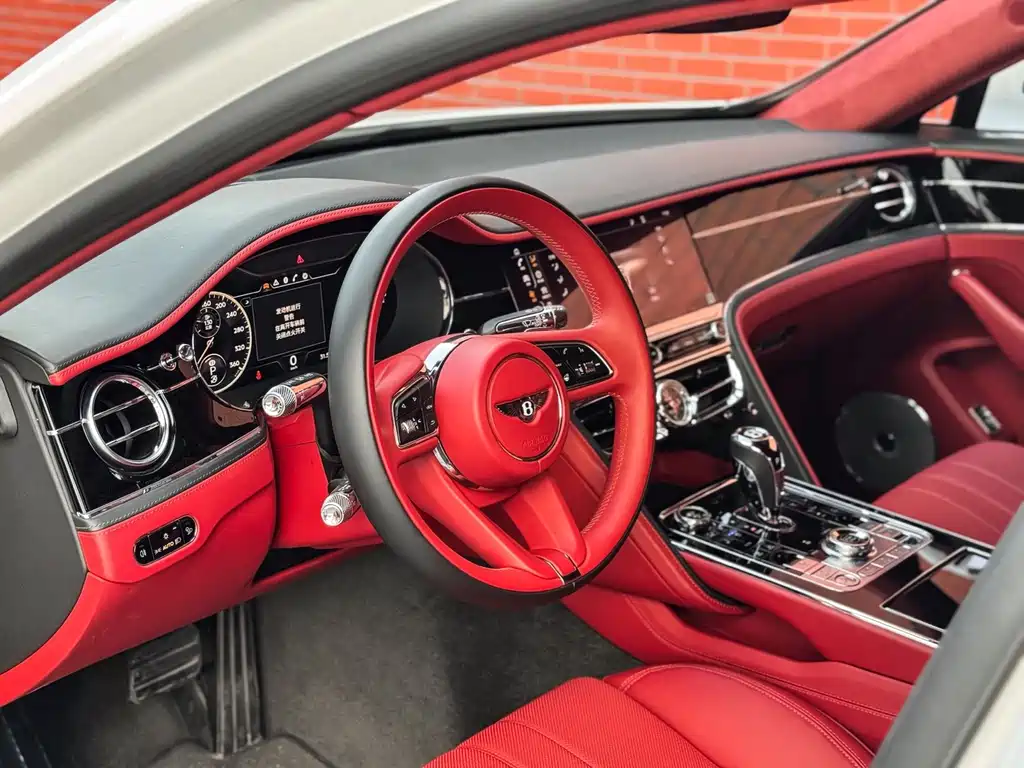 Bentley Flying Spur — миниатюра 4