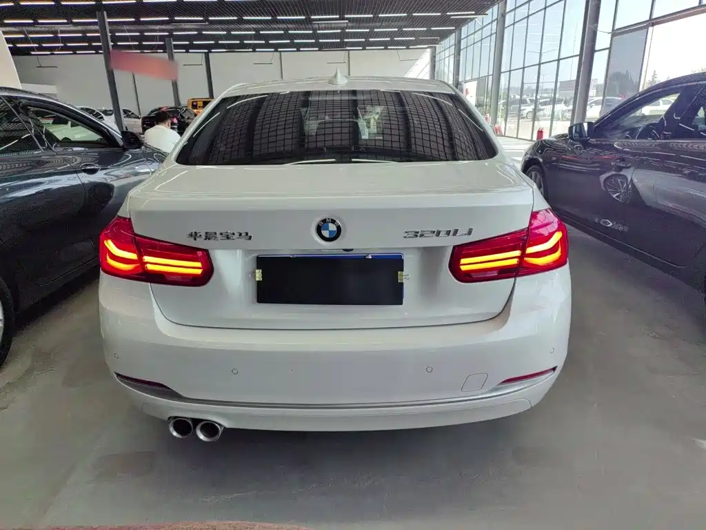 BMW 3 Series — миниатюра 6