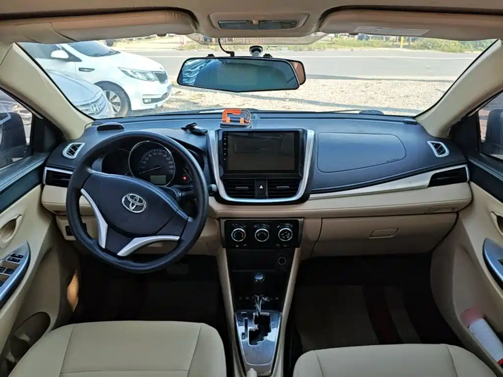 Toyota Vios — миниатюра 10