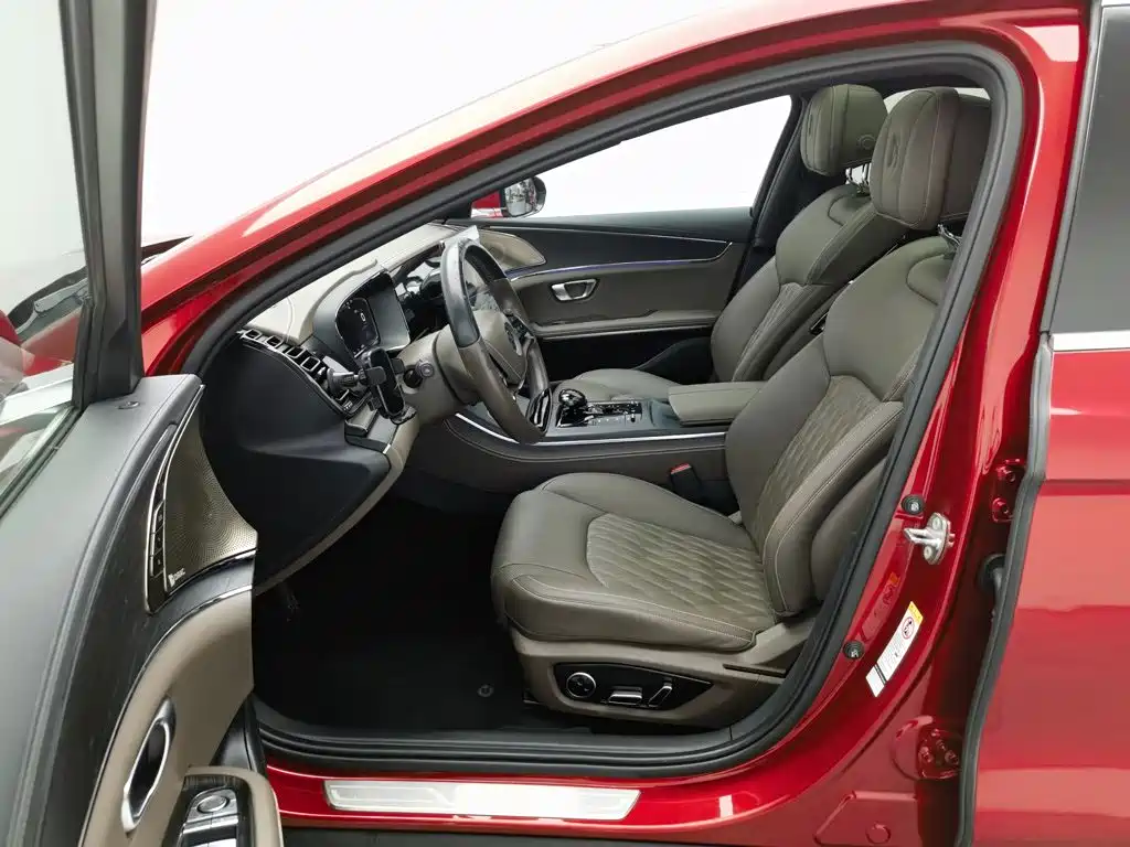 BYD Han — миниатюра 10