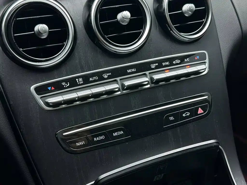 Mercedes-Benz C-Class — миниатюра 17