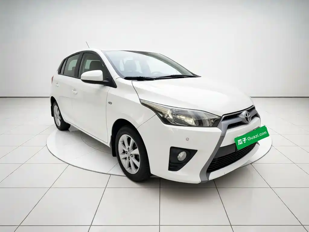 Toyota Yaris L — миниатюра 3