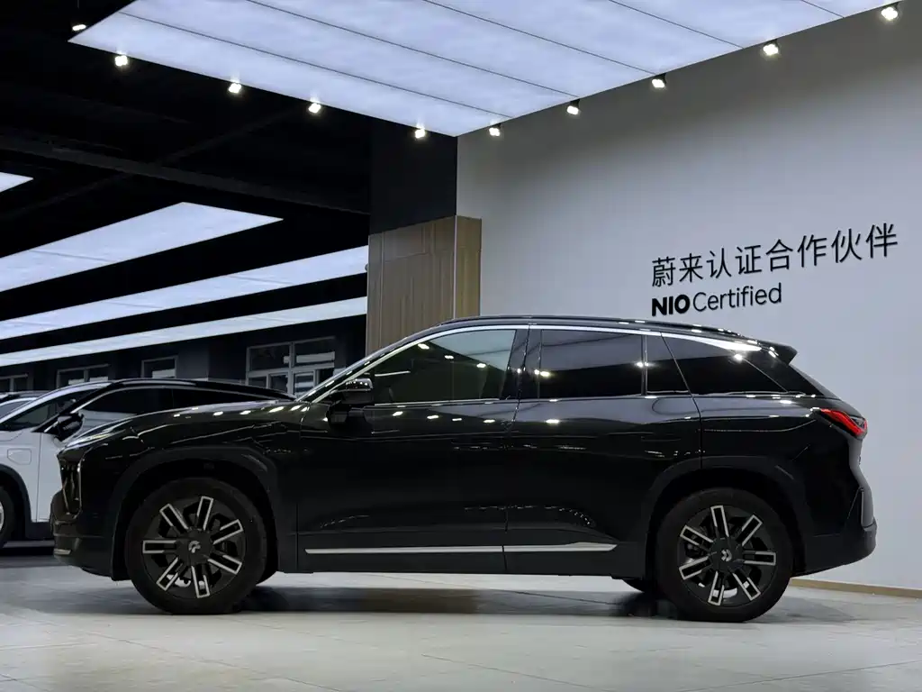 NIO ES6 — миниатюра 4