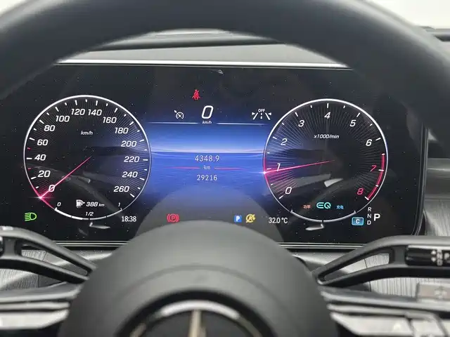 Mercedes-Benz C-Class — миниатюра 7