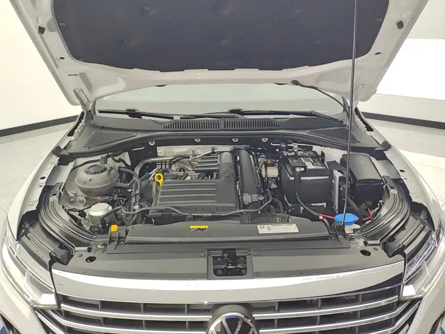 Volkswagen Lavida — миниатюра 10