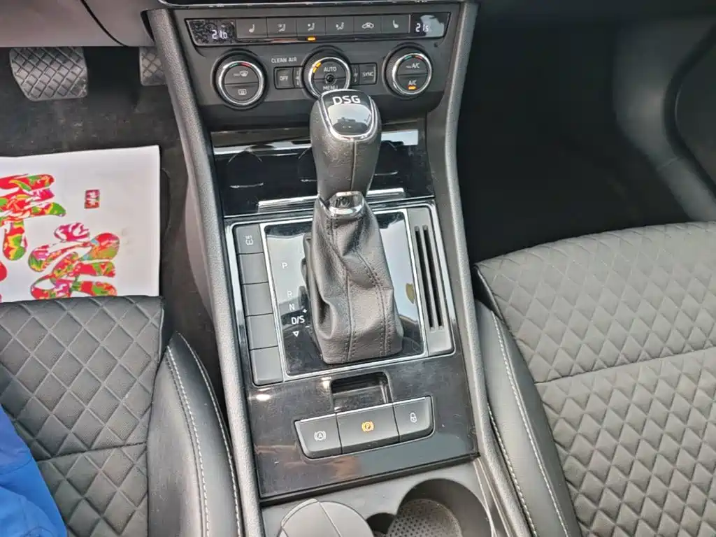 Skoda Superb — миниатюра 14