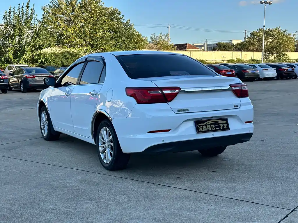 Geely Vision — миниатюра 11