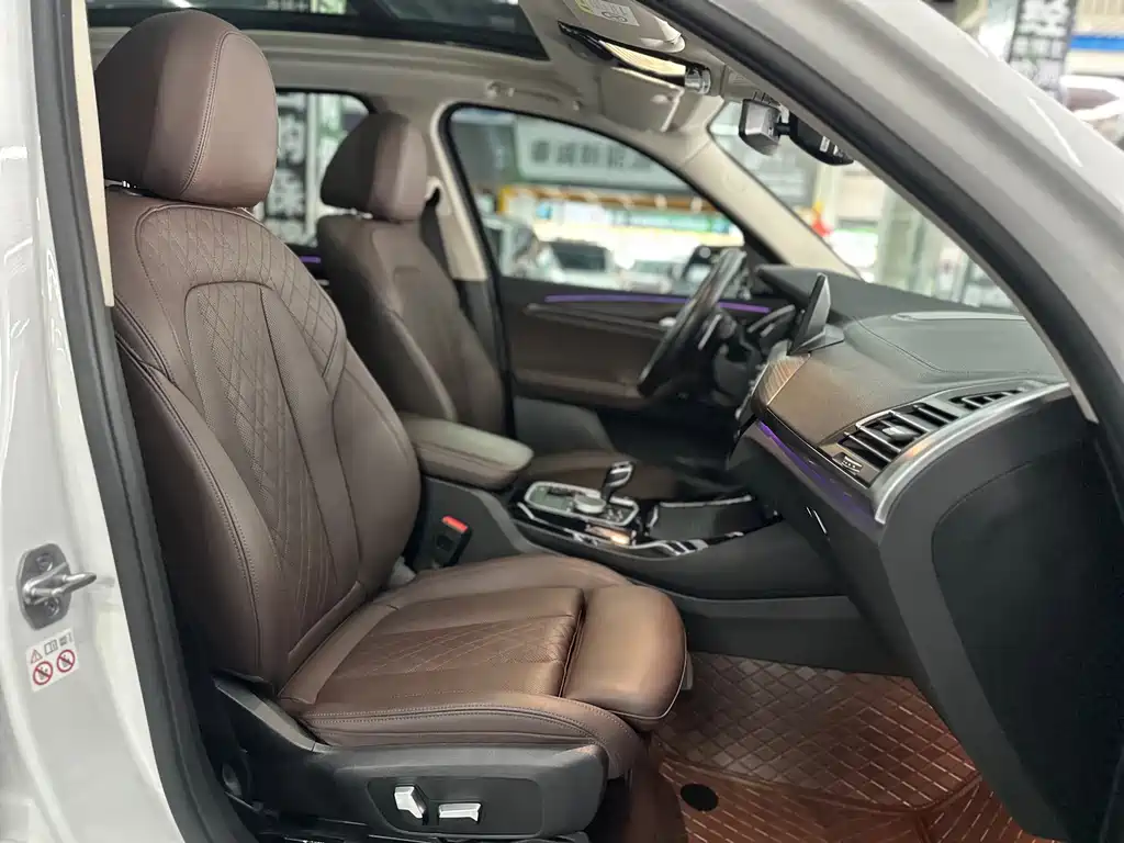 BMW X3 — миниатюра 13