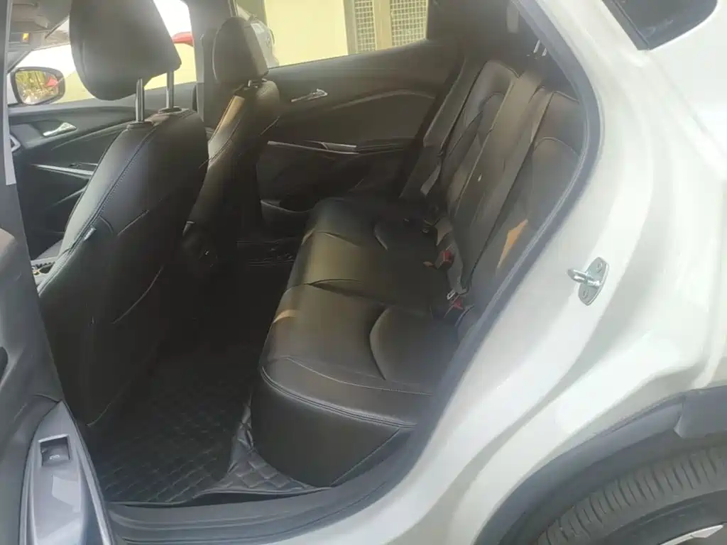 Chevrolet Menlo — миниатюра 17