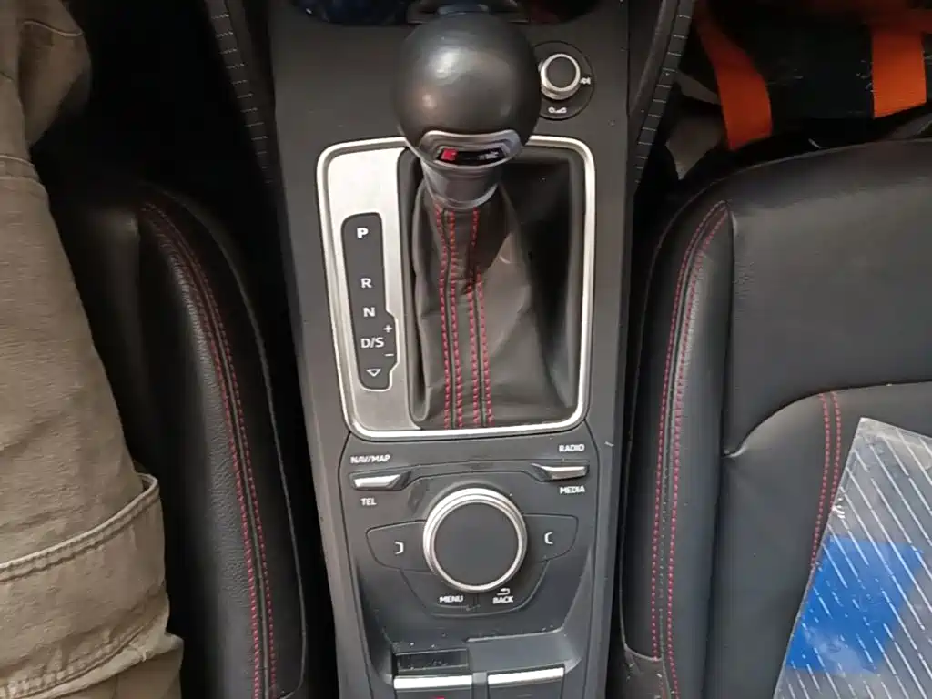 Audi Q2L — миниатюра 14