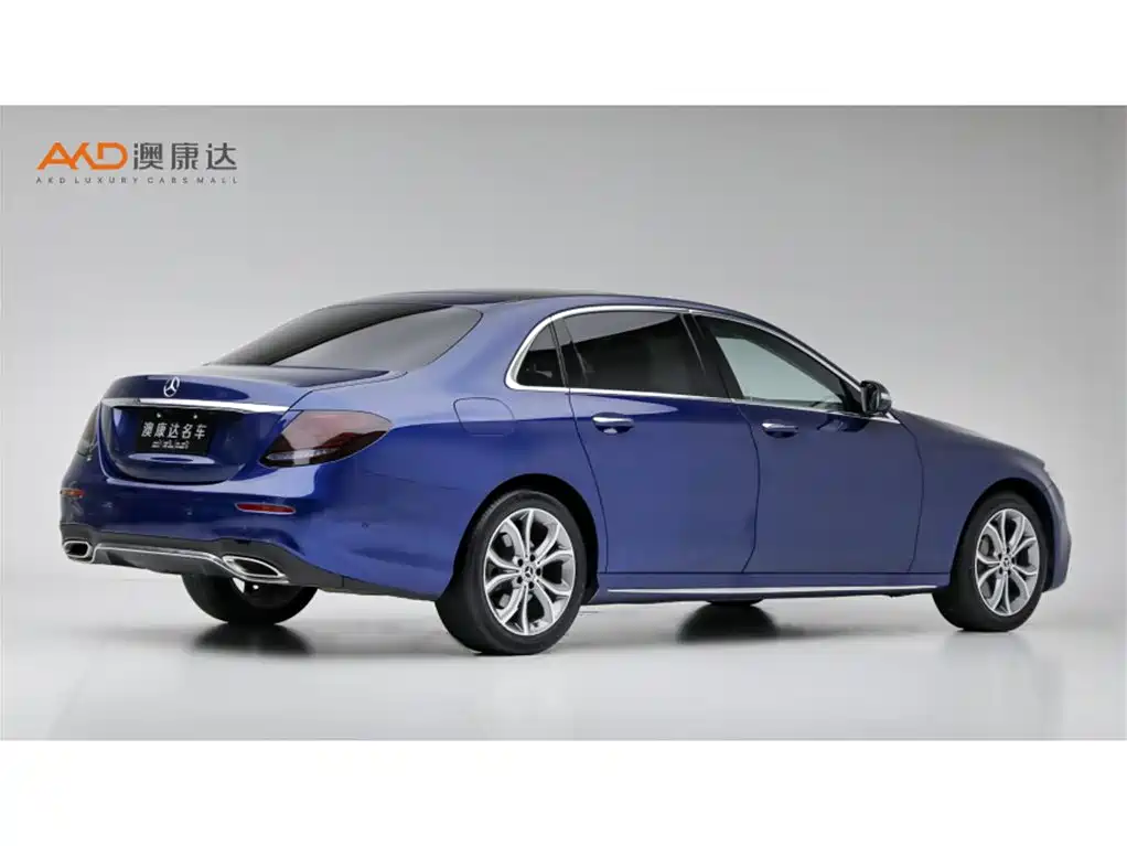 Mercedes-Benz E-Class — миниатюра 3