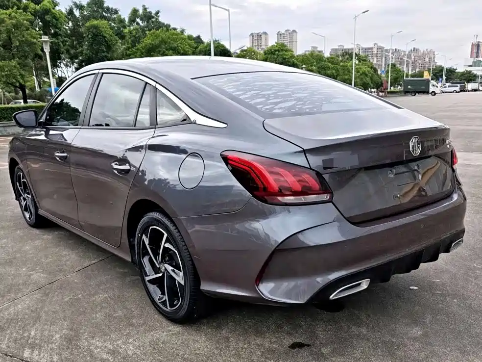 MG MG5 — миниатюра 4