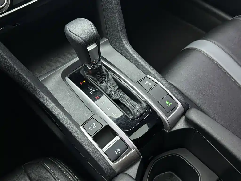 Honda Civic — миниатюра 16