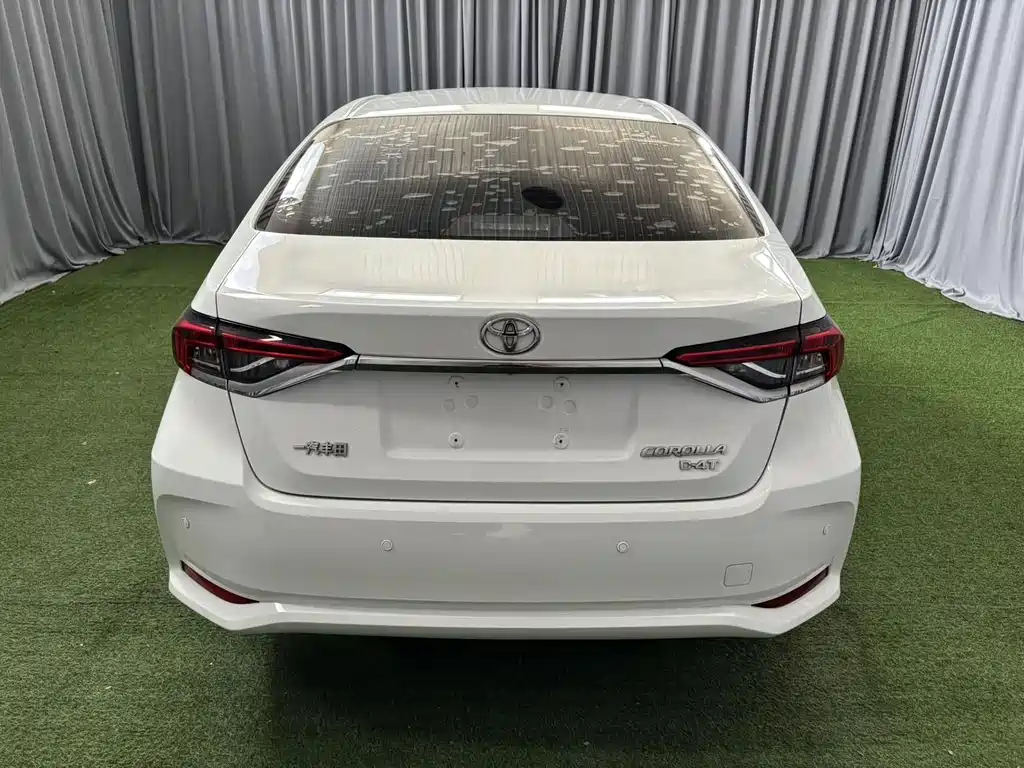 Toyota Corolla — миниатюра 5