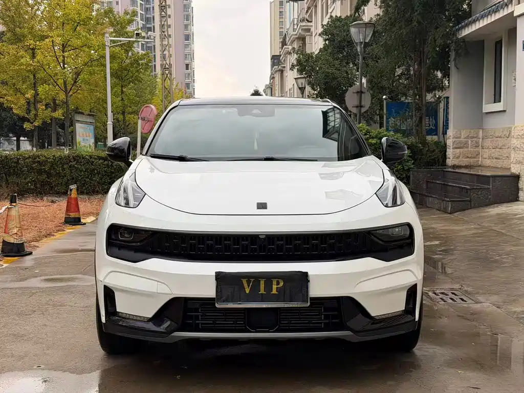 Lynk & Co 05 — миниатюра 2