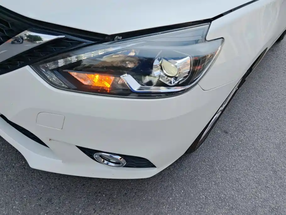 Nissan Sylphy — миниатюра 5