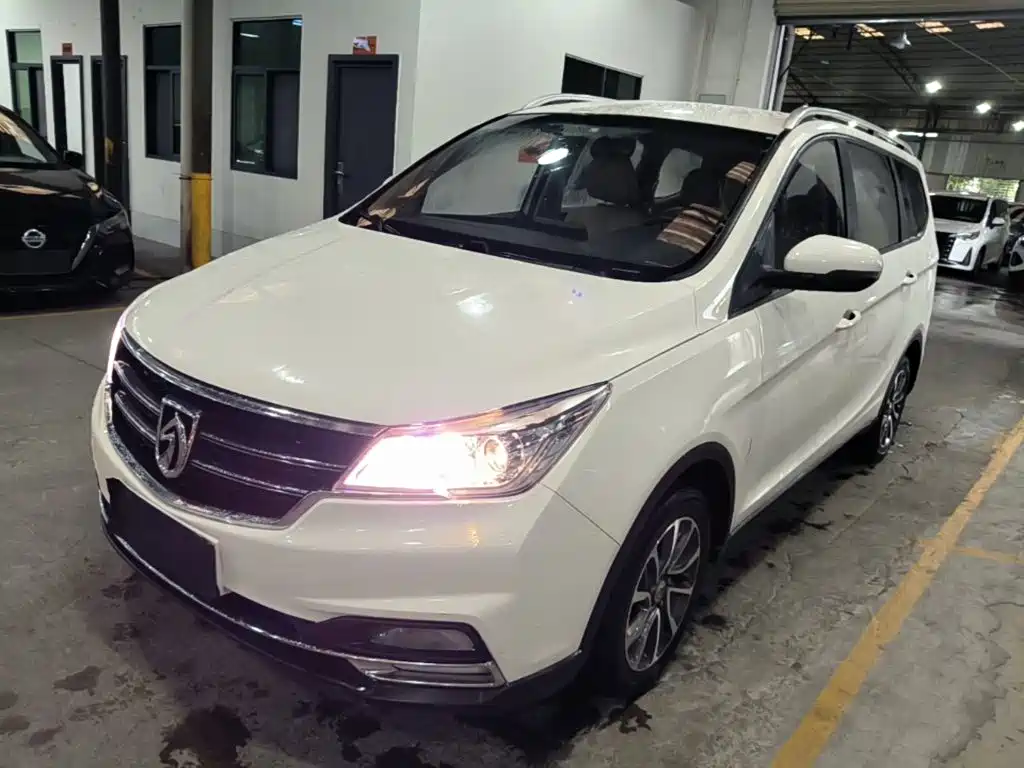 Baojun 730 — миниатюра 2