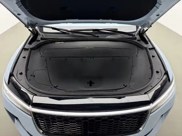 Li Auto Li ONE — миниатюра 14