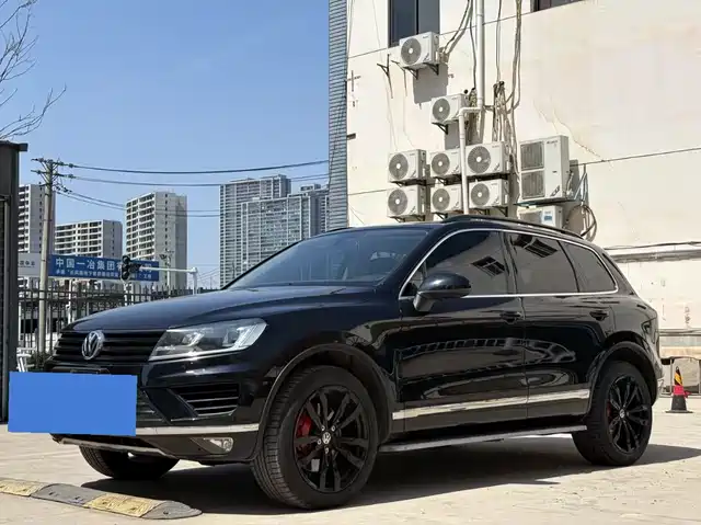 VOLKSWAGEN TOUAREG 2017
