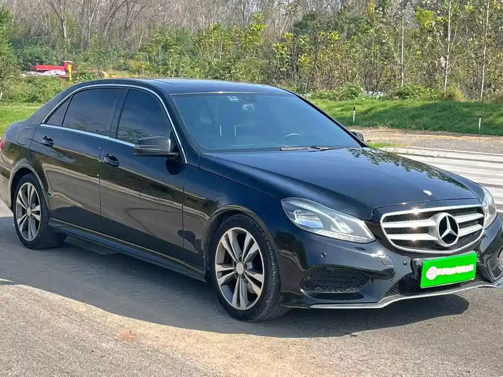 Mercedes-Benz E-Class — миниатюра 3
