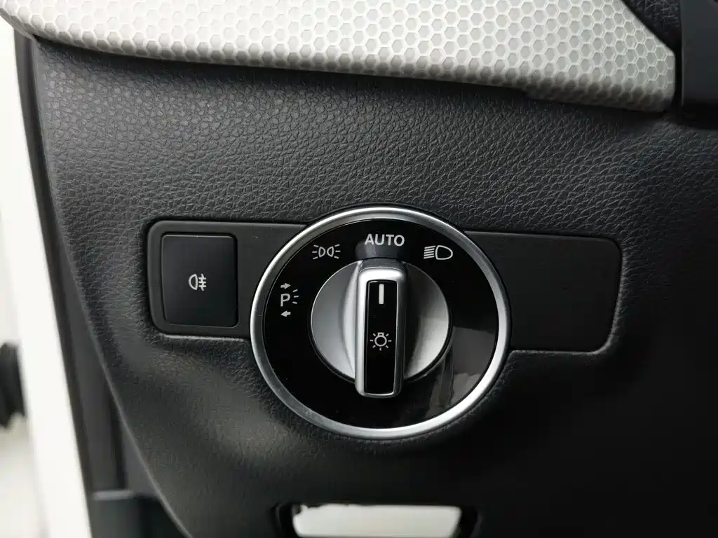 Mercedes-Benz B-Class — миниатюра 21